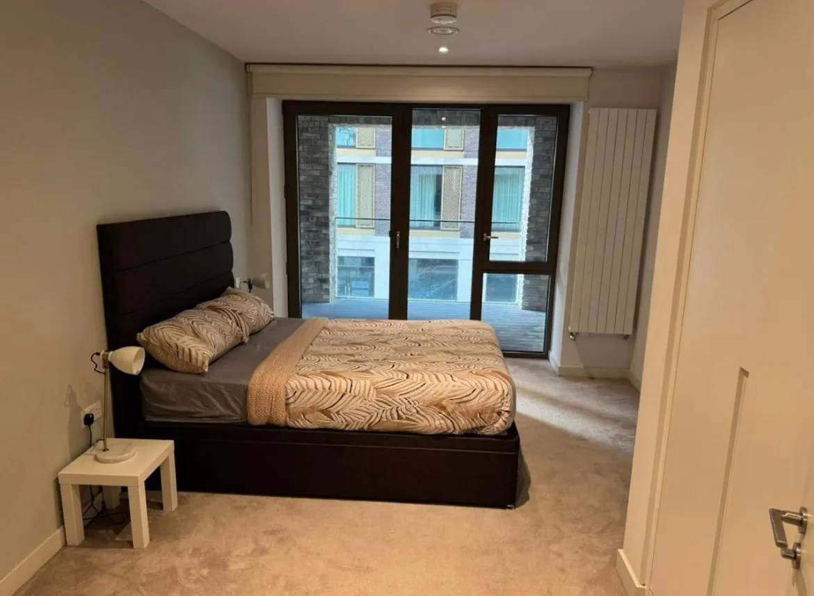 2 Bed Apartment London By Excel United Kingdom