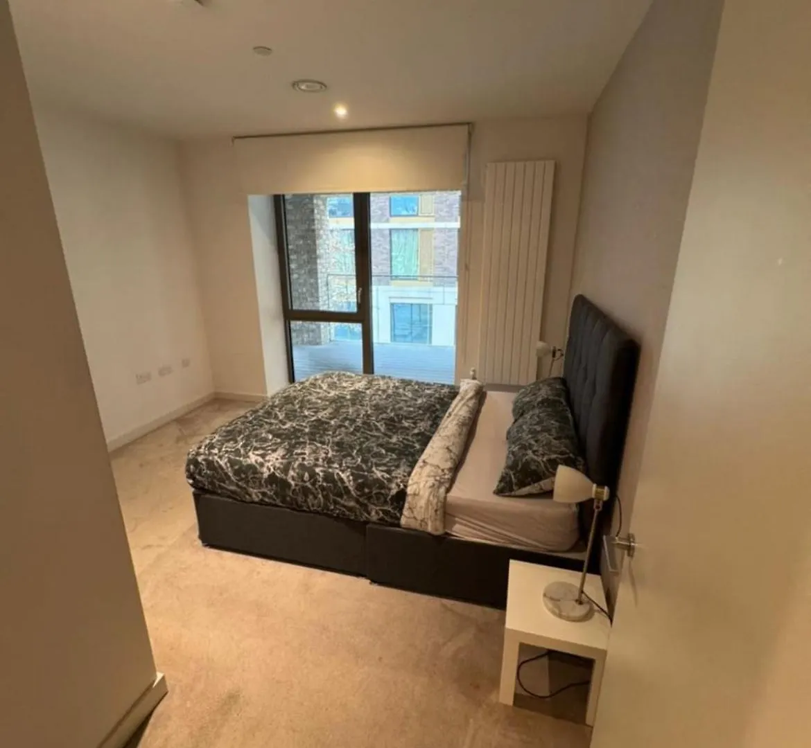 2 Bed Apartment London By Excel